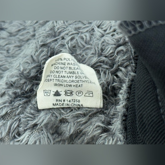 Simply Southern Women's Pullover Sherpa Fleece, Trim Mock Neck, Size Medium - Picture 12 of 12